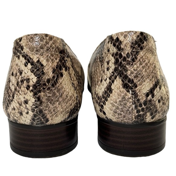 Clarks Juliet Lora Taupe Faux Leather Reptile Snake Print Slip On Loafers Size 7 - Picture 4 of 11